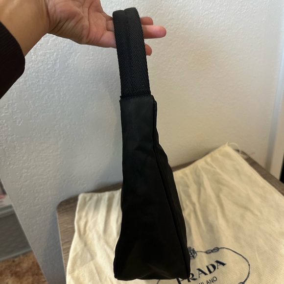 🔴SOLD🔴Prada Nylon Bag - Picture 3 of 9